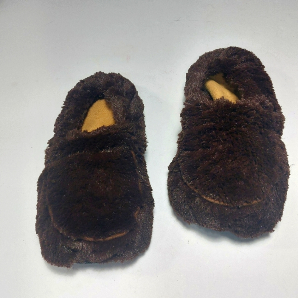 Intelex Warmies Microwavable Slip-on Slippers Chocolate Brown.